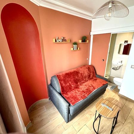 Home Sweet Home Pigalle Montmartre Paris Exterior photo
